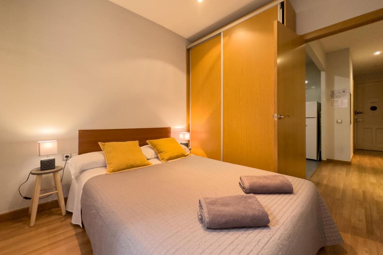 Aparteasy - Central Gracia Apartments Barcelona Exteriör bild