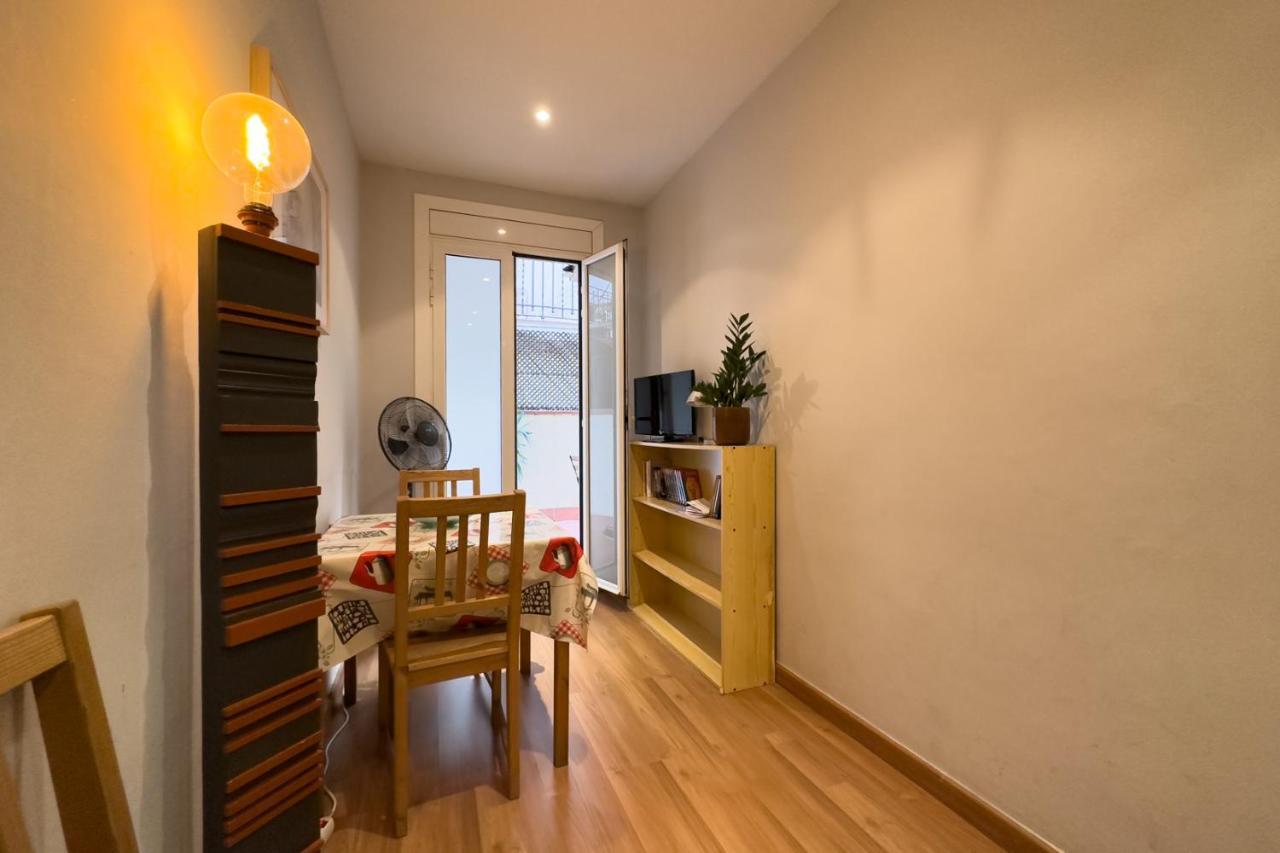 Aparteasy - Central Gracia Apartments Barcelona Exteriör bild
