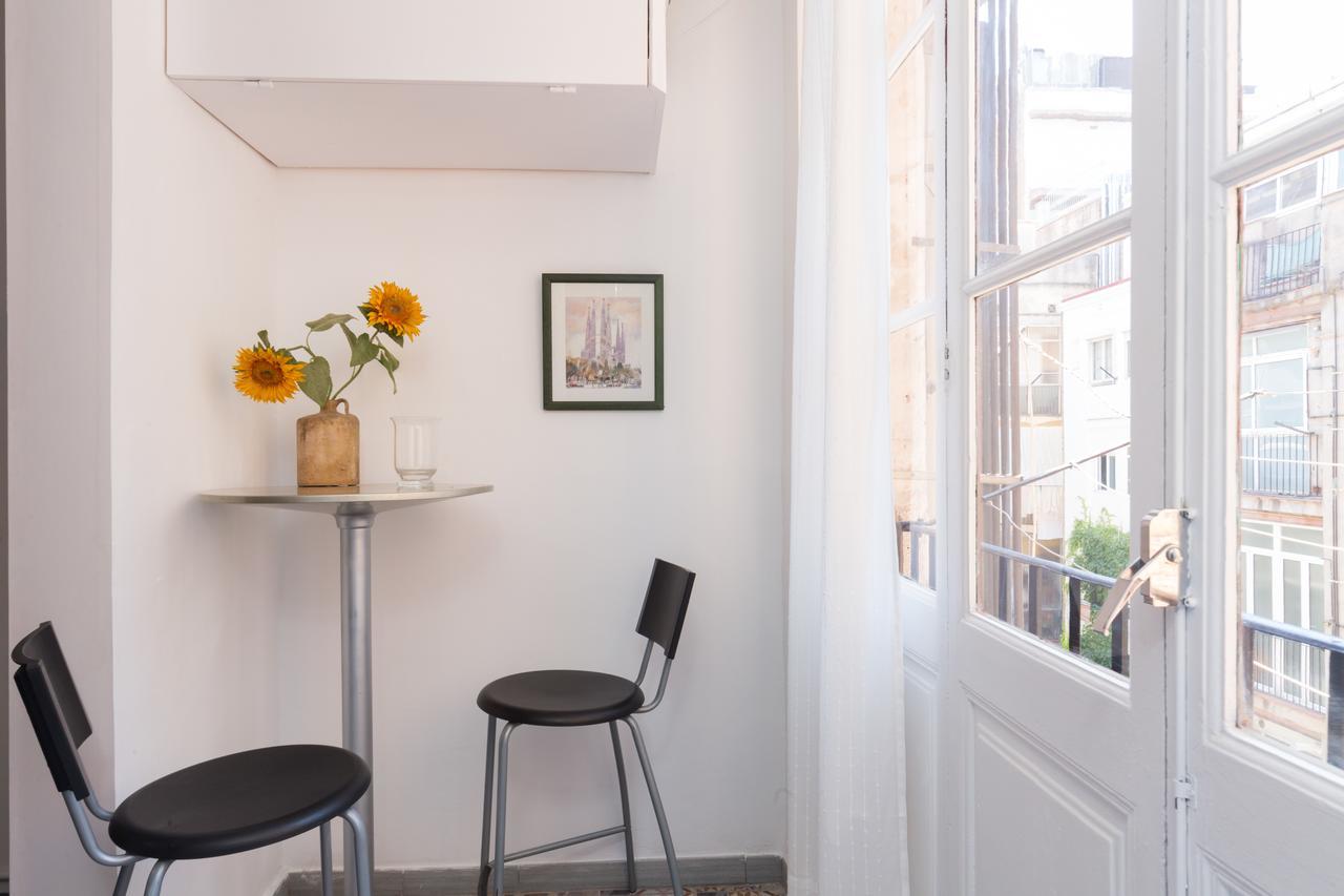 Aparteasy - Central Gracia Apartments Barcelona Exteriör bild