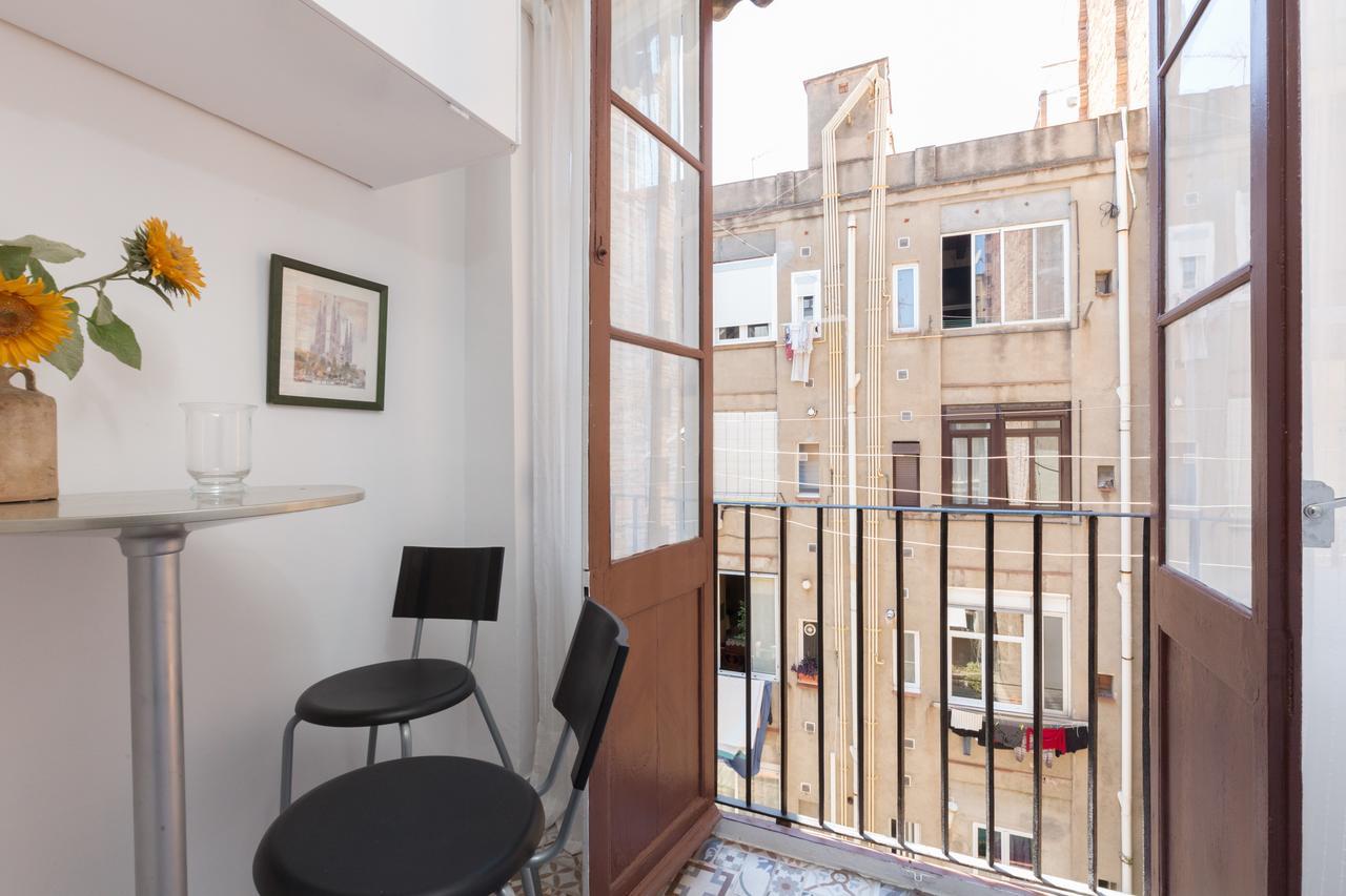 Aparteasy - Central Gracia Apartments Barcelona Exteriör bild